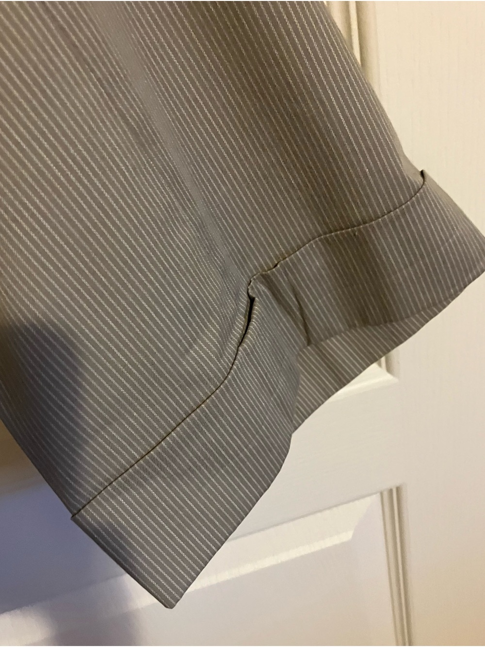 Banana Republic Men's Taupe Pinstripe Dress Pants - Picture 4 of 10
